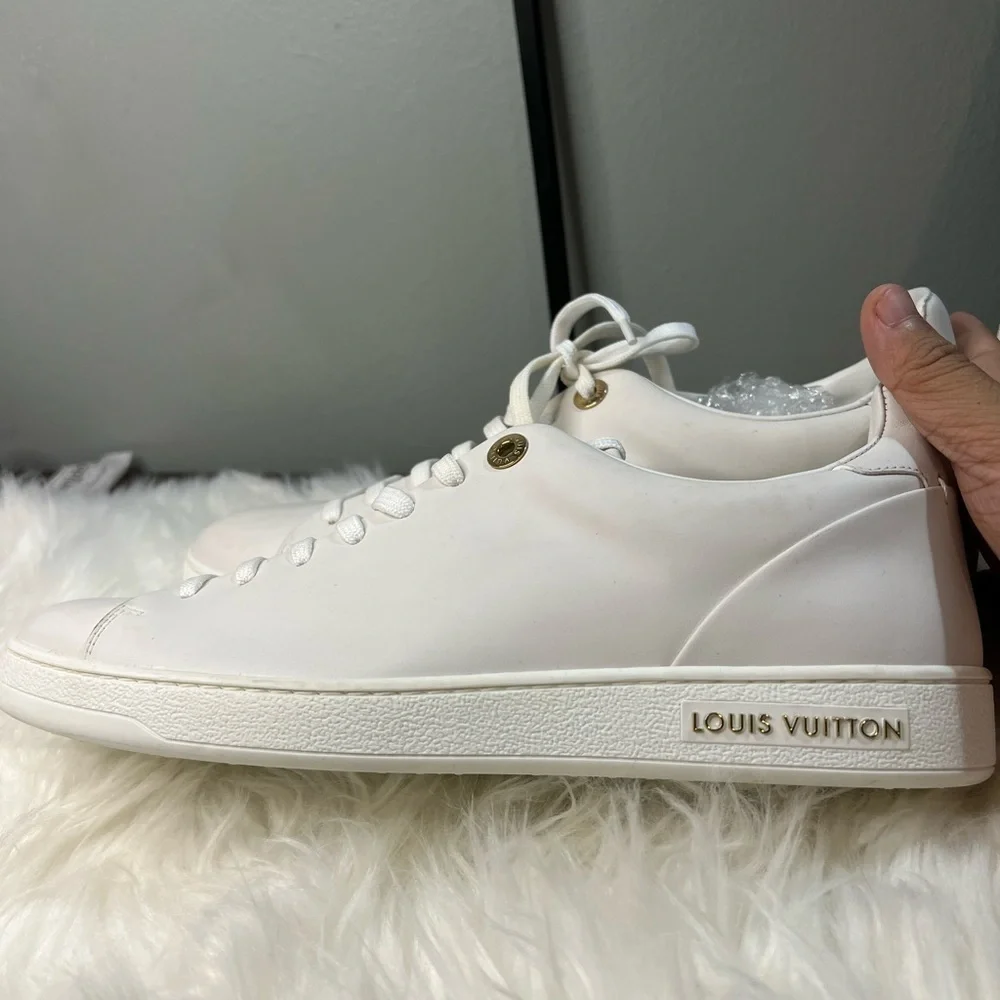 𝅺LOUIS vuitton white sneakers (size 40) check description - Picture 5 of 17